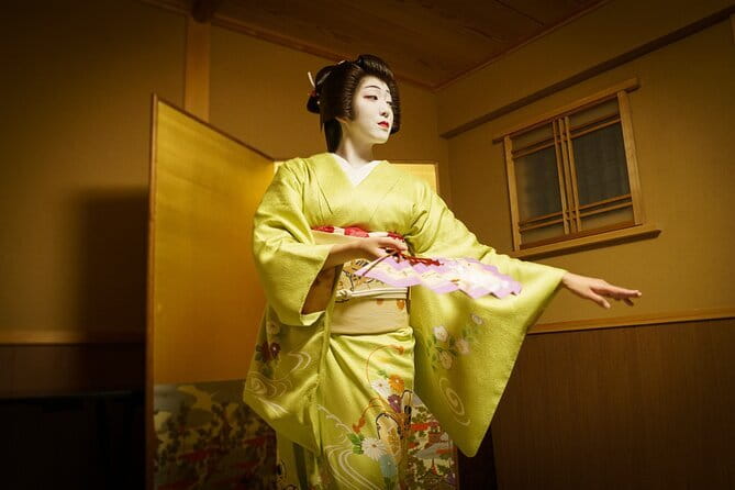 Kyoto: Geisha Dinner & Gion Cultural Walk - Gion Walk First: Getting Your Bearings Before the Dinner