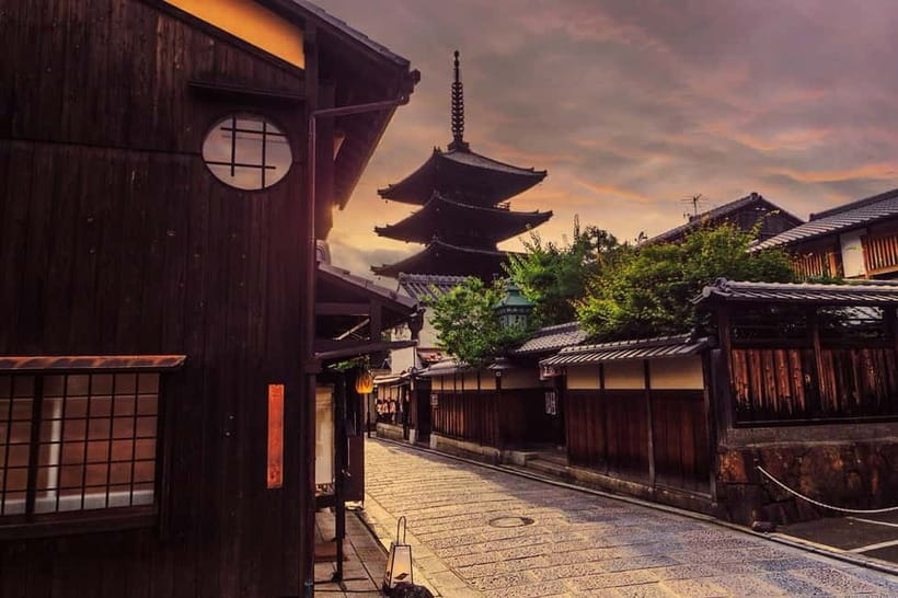 Kyoto Geisha Walking Tour: Gion District & Hidden Gems - Why This 2-Hour Gion Walk Fits Kyoto Schedules