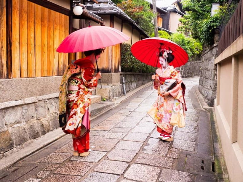 Kyoto Geisha Walking Tour: Gion District & Hidden Gems - Machiya Townhouses and Teahouse Culture You Can See Without Pretending
