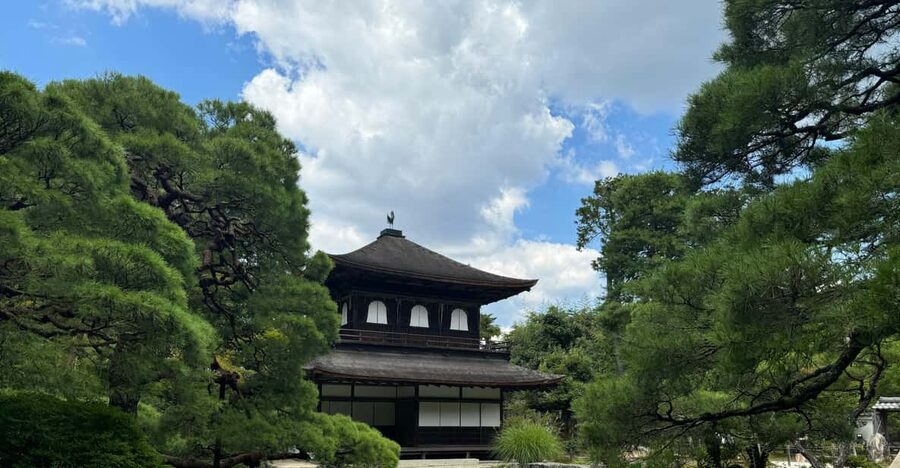 Kyoto: Ginkakuji, Silver Pavilion Guided Tour in 1 Hour - Price and what the $51 includes (and why it can be worth it)