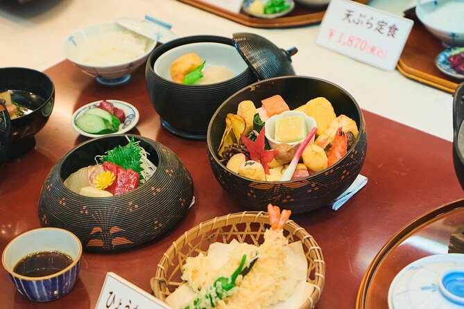 Kyoto Gion: 2-Hour Geisha Culture & History Walking Tour - Pontocho: an old gourmet street with evening charm