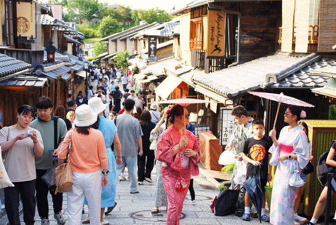 Kyoto: Gion and Geisha District Walking Tour - Nene-no-Michi: the samurai-linked lane you’ll keep noticing