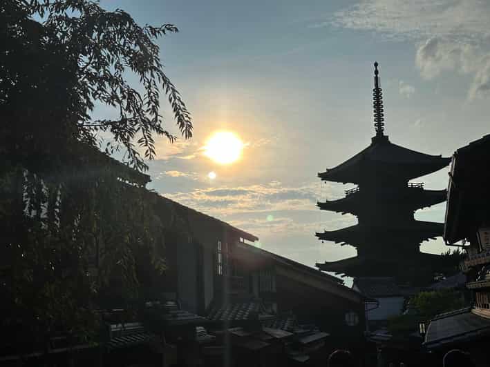 Kyoto: Gion & Geisha district evening tour - Key Points You’ll Care About