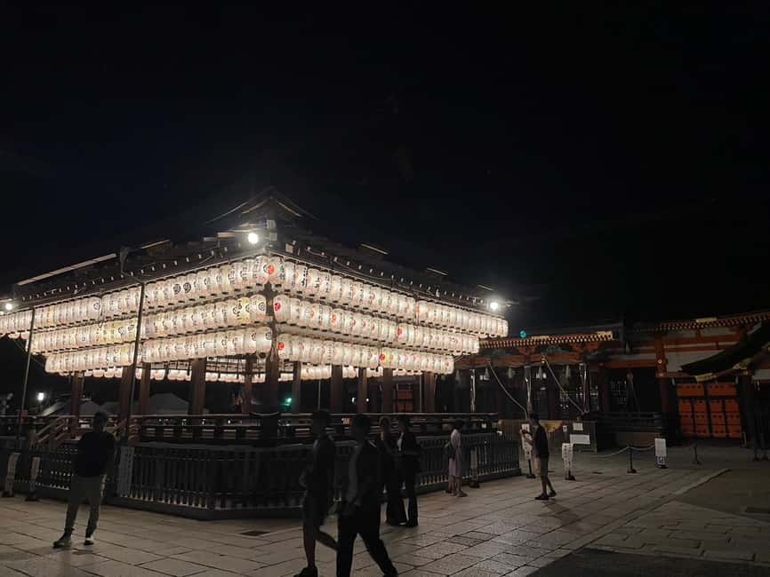 Kyoto: Gion & Geisha District Night Time Walking Tour - Price and value for a 2-hour Kyoto night walk