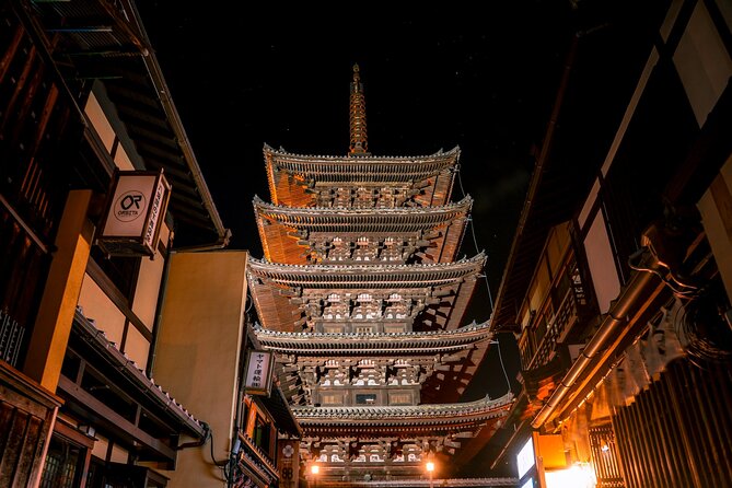 Kyoto: Gion Geisha District & Sake-in-Hand Walking Tour - Gion after dark: what makes this walk feel special