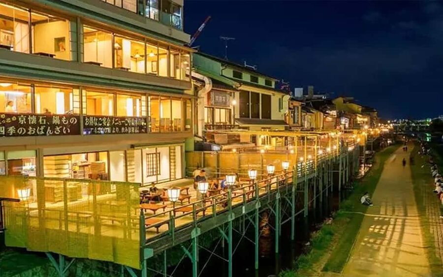 Kyoto: Gion Hidden Gems & Geisha Culture Tour - Geisha culture, explained without the awkward stuff