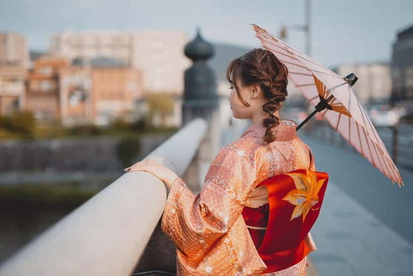 Kyoto Gion Kiyomizudera Kimono Yukata Hairstyle | Photoshoot - Your Kyoto walk plan: Kiyomizudera, Yasaka Shrine, Gion, and Ishibei Koji
