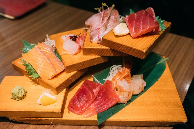 Kyoto: Gion Local Food Tour (Taste 15 Dishes) - Stop two in Gion: tonkatsu and the value of a crispy mid-tour reset