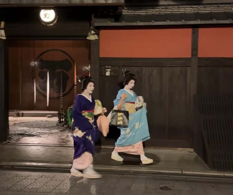 Kyoto: Gion Magical Night Walking Tour with Geisha Trivia - Geisha trivia on the street: what the guide actually helps you notice