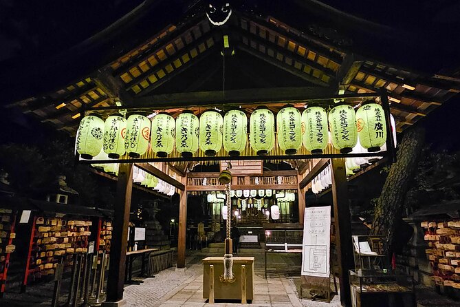 Kyoto Gion Night Walk & Geisha District Guided Tour - The guide factor: when the night feels like a conversation
