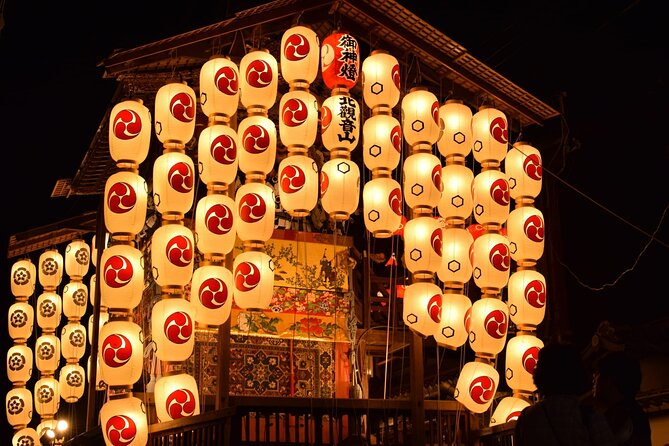 Kyoto: Gion Night Walking Tour with Geisha Insight - Guide-driven navigation is the real secret