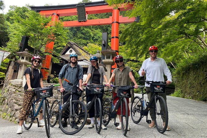 Kyoto: Gion & Pontocho Food Tour with 13 Dishes - Pontocho’s narrow lanes and the izakaya shift