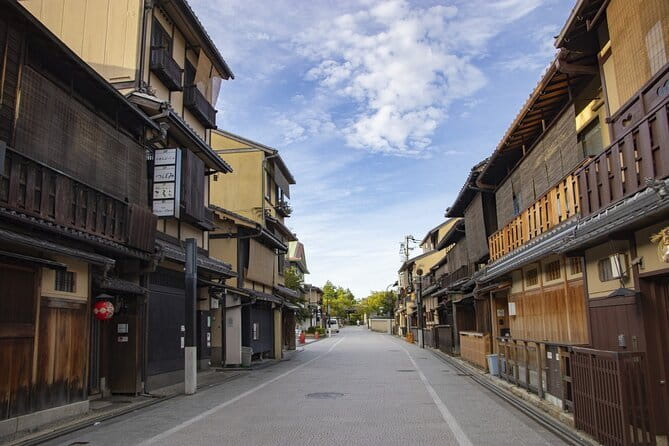 Kyoto Gion Walking Tour for First Time Visitors - How this Kyoto Gion tour makes first-day planning easier