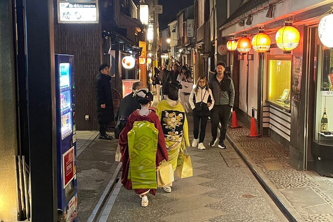 Kyoto Gion Walking Tour for First Time Visitors - Stop 3: Yasui-Konpiragu and the enmusubi stone tradition