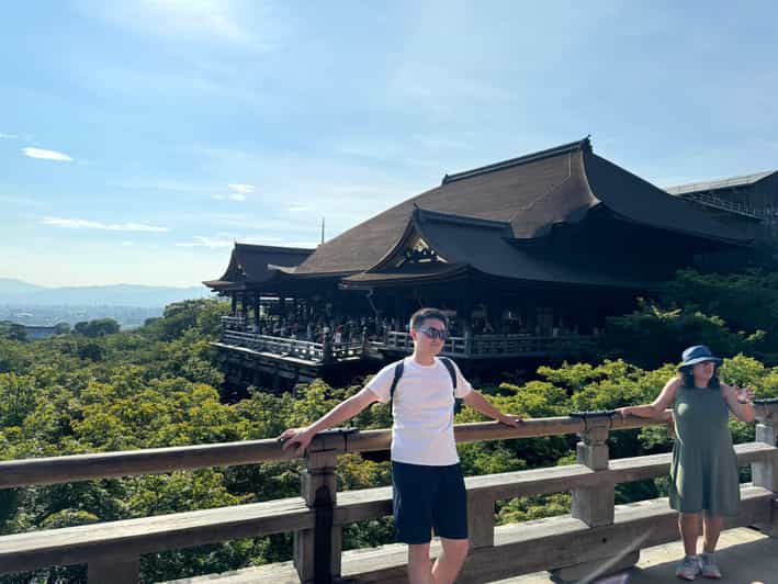 Kyoto: Guided Tour in UNESCO Site, Kiyomizu-dera - 90 Min. - Otowa Waterfall: three fortunes tied to longevity, success, and love
