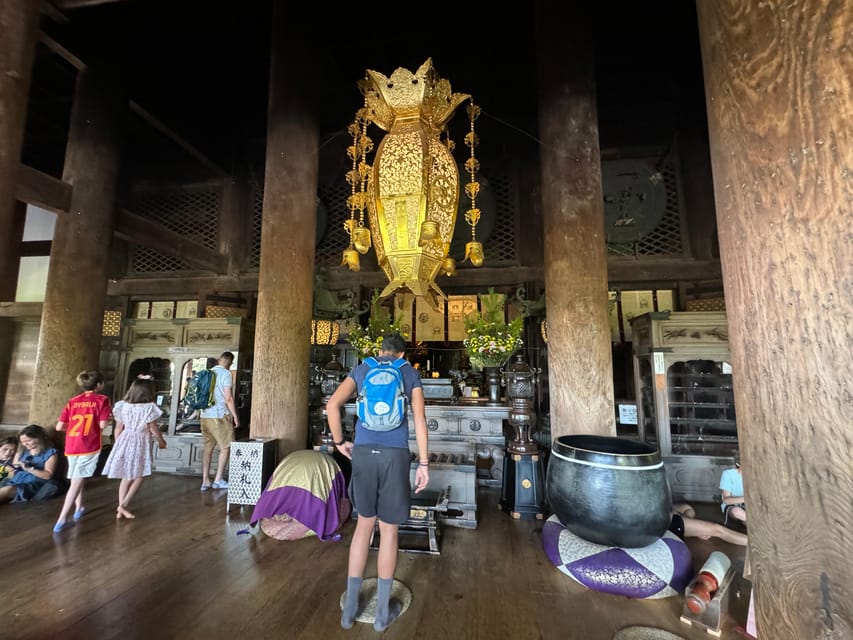 Kyoto: Guided Tour in UNESCO Site, Kiyomizu-dera - 90 Min. - The 80-minute Kiyomizu-dera walk: main hall, stage, and photo pauses