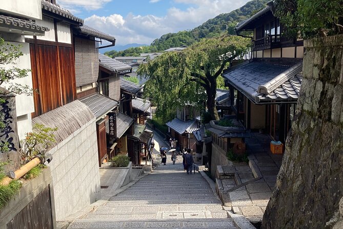 Kyoto Guided Walking Tour Highlight of Kiyomizu & Fushimi Inari - Kiyomizu-dera: The Wooden Stage and the View Everyone Talks About