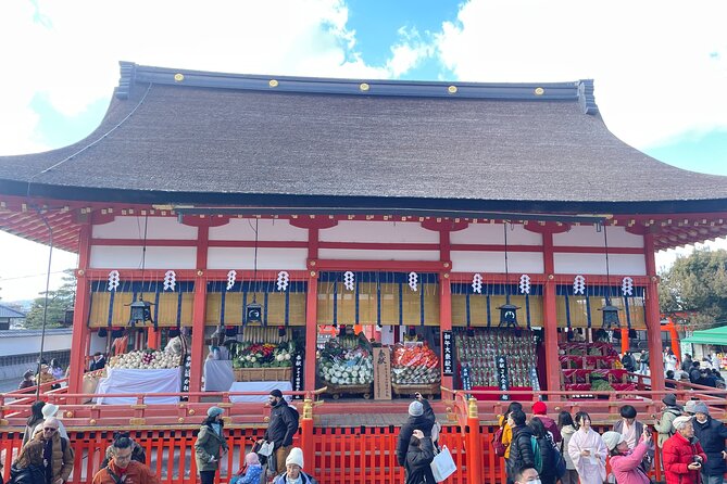 Kyoto Guided Walking Tour: Secret Zen Garden and Fushimi Inari - Stop-by-stop: what to expect at each Kyoto Zen and Fushimi Inari location