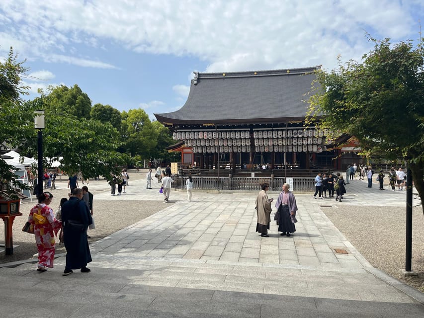 Kyoto: Half-Day Private Guided Tour to the Old Town of Gion - Meeting at Starbucks Sanjo-ohashi Bridge: easy start, clear handoff