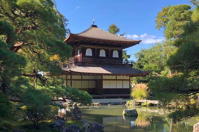 Kyoto Heritage Run - Venture through historical Kyoto landmarks - Gion District and the Kamogawa Finish Near Gion-Shijo Station