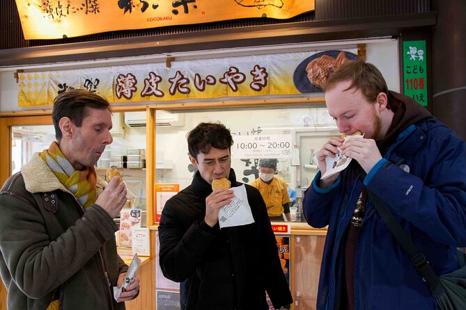 Kyoto Hidden Gem Food Tour in Fushimi - Guides matter: what Sam and Nick’s reviews suggest