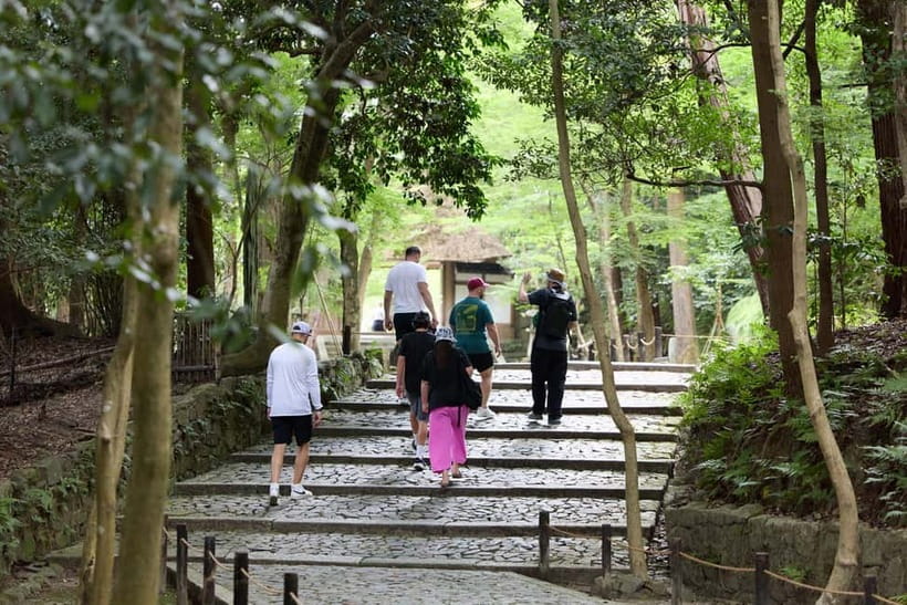 Kyoto: Hidden Gems E-Bike Tour Through Backstreets & Temples - Shimogamo-jinja Shrine: Quiet Atmosphere and Natural Setting