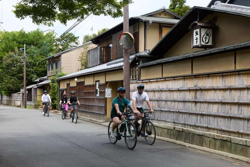 Kyoto: Hidden Gems E-Bike Tour Through Backstreets & Temples - Kyoto Imperial Palace: Royal Space Without the Hard Sell