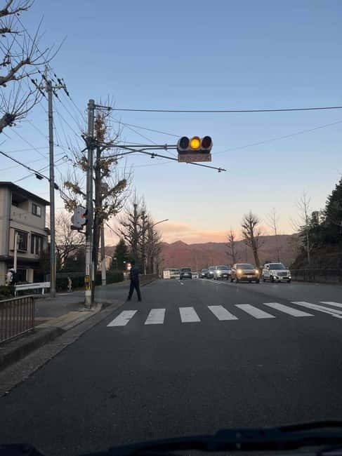 Kyoto: Hidden Gems E-Bike Tour with Local Japanese Guide - Your Guide Matters: Aska’s International Angle and the Small-Group Style