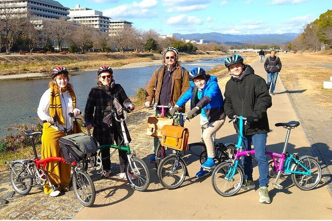 Kyoto: Higashiyama Slow Cycling Tour along the quiet waterfront - Kyoto by Quiet Waterfront: the point of “slow” cycling