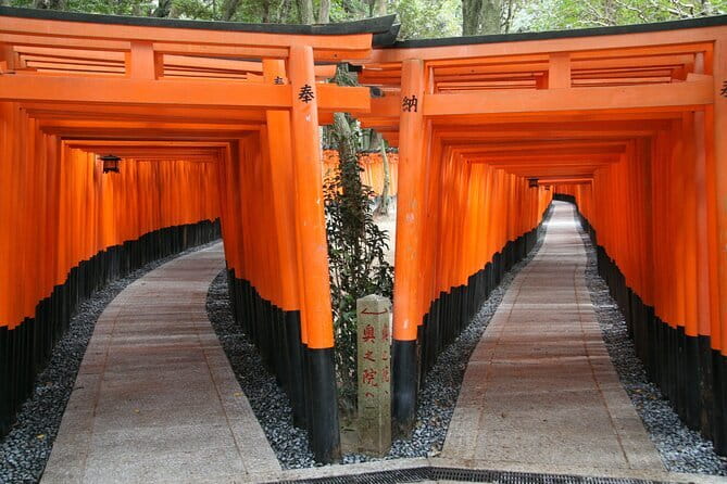 Kyoto Highlight Private Tour with English Speaking Driver - Stop 6: Kinkaku-ji Golden Pavilion and the gold-leaf wow factor