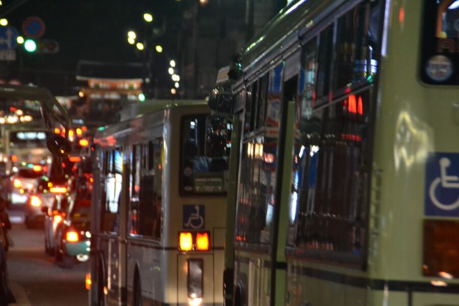Kyoto Highlights 7-Hour Private Guided Tour - The southeast route: sake, Inari, Sanjusangendo, Kiyomizudera, and the slope stroll