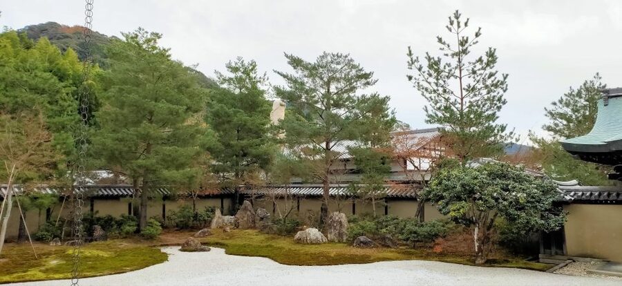 Kyoto: Historic Higashiyama Walking Tour - Price and What You Actually Get for $106