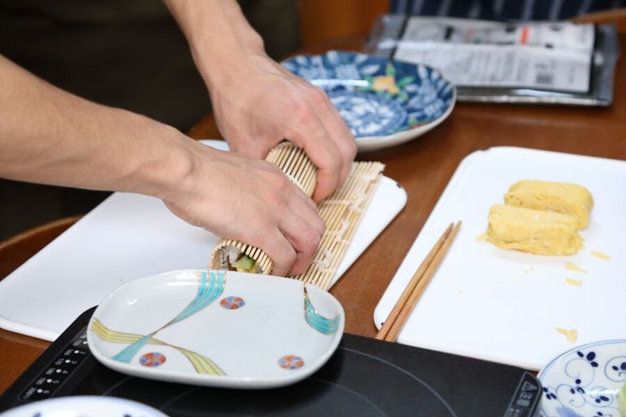 Kyoto Home Cooking Class ＆Supermarket tour near Fushimiinari - Key points before you go