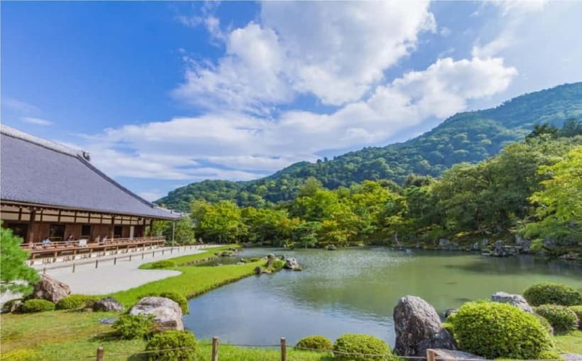 Kyoto Hozugawa River Boat Sagano Romantic Train Tour - The guide and group pace: how to avoid avoidable frustration