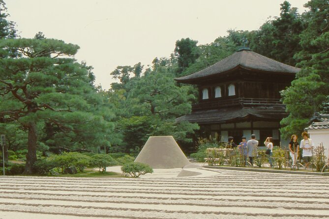 Kyoto in a Day by eBike: The Best Bits Tour (East Course) - Kiyomizu-dera: Eastern mountain views and the final payoff