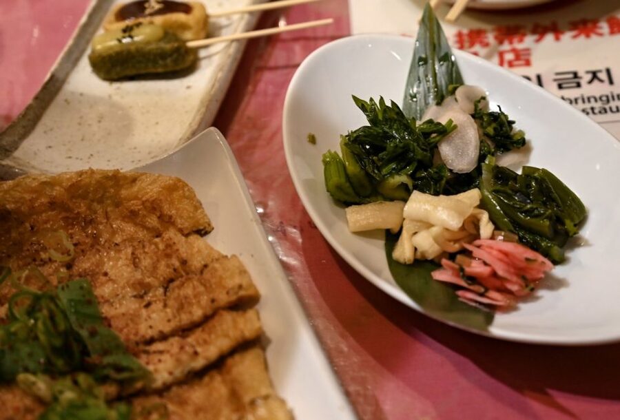 Kyoto: Izakaya Food Tour with Local Guide - Sake Bars and Beer Stops: The Part Where Kyoto Feels Like Kyoto