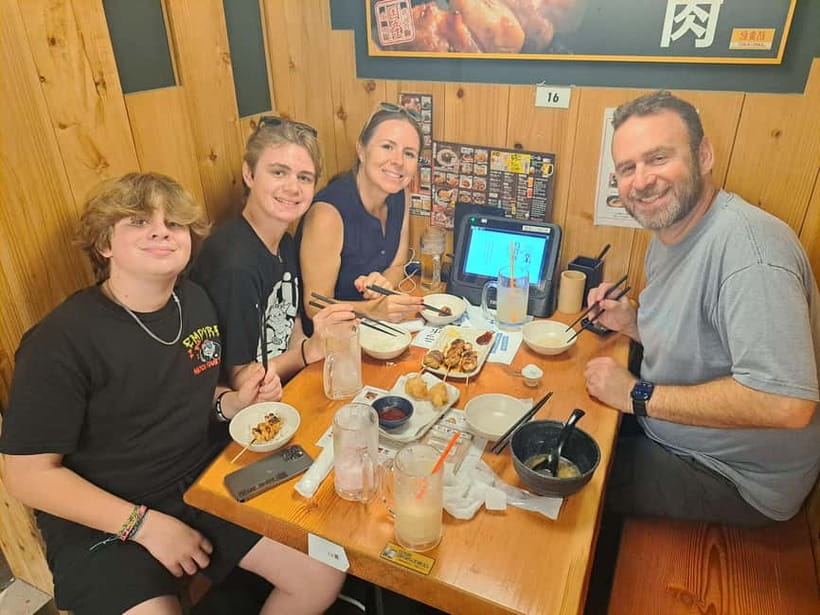Kyoto: Izakaya Nightlife Tour with Local Guide - Your first hour: drinks and a guided food tasting at an izakaya
