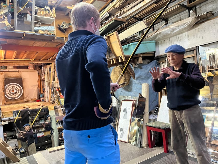 Kyoto: Japanese Archery Workshop with Experienced Instructor - English support that actually helps you progress