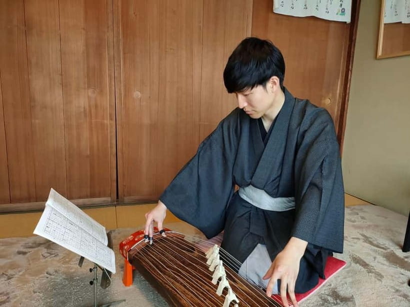 Kyoto: Japanese Koto & Shamisen Concert and Koto Class - How the program runs: intro, live set, Q&A, photos, and your koto try