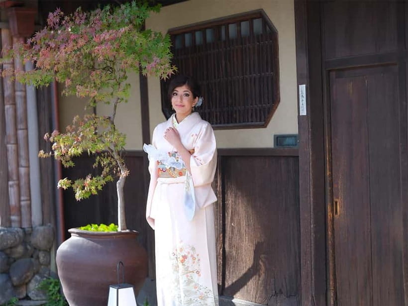 Kyoto Kimono Rental mimosa｜Kimono/Yukata Rental Ladies Plan - The Big Payoff: 9 Hours of Free Time Near Classic Streets