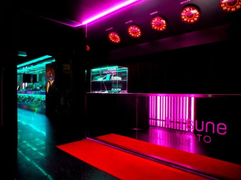 Kyoto: KITSUNE Nightclub Admission Ticket with Drink - Opening hours and the midnight date trap (read this once)
