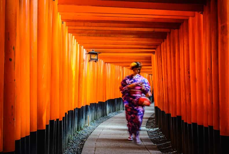Kyoto: Kiyomizu-dera, Fushimi Inari & Gion Geisha District - Fushimi Inari Taisha: Shinto origins and the trail of torii gates