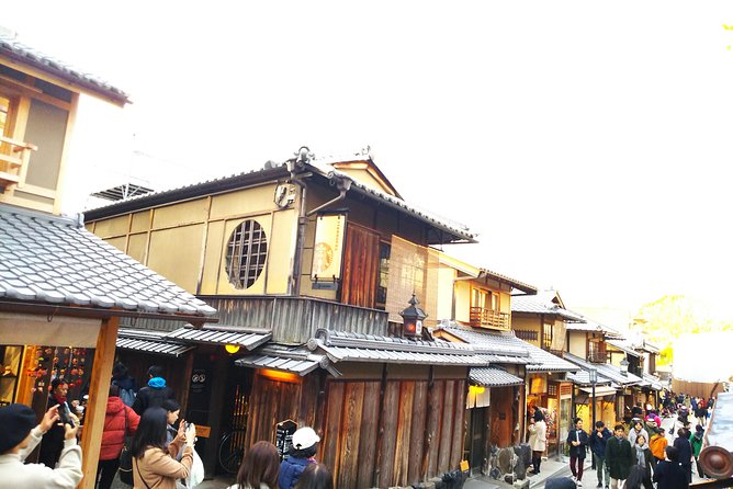 Kyoto Late Bird Walking Tour - Price and value: what you’re paying for, and what you still need to cover