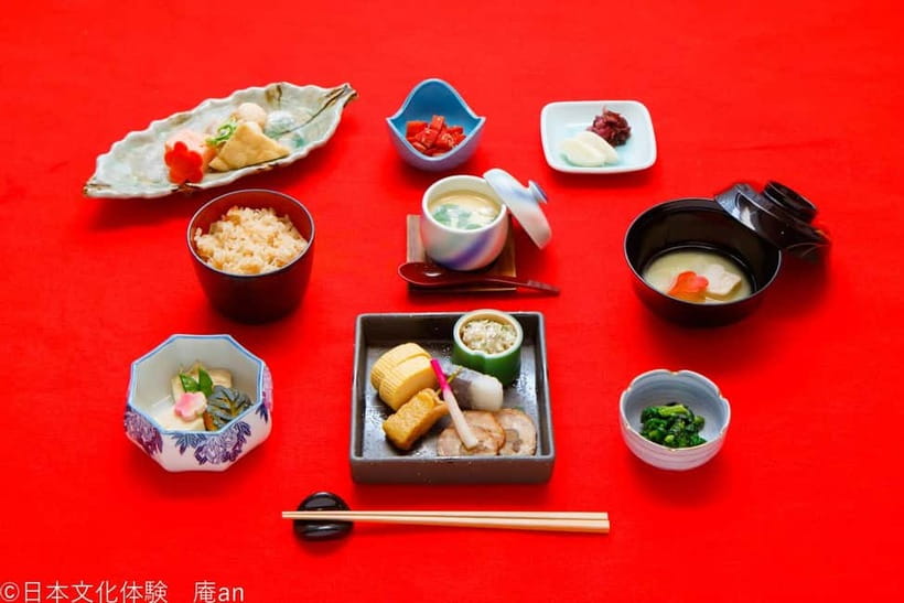 Kyoto: Lunch or Dinner with Maiko - How the 90 Minutes Unfold: Tea, Traditional Food, Then Q&A