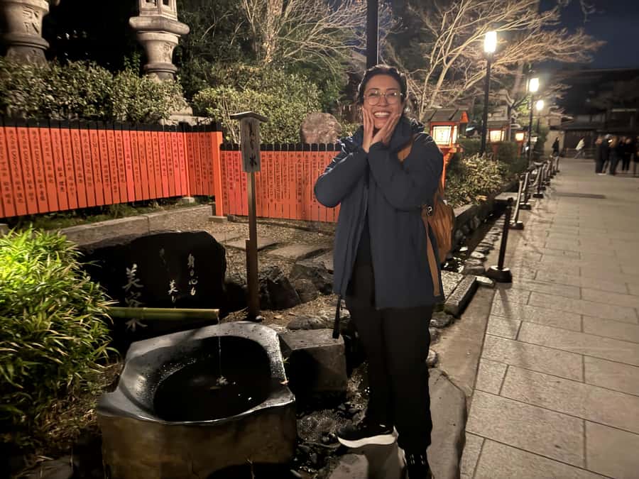 Kyoto Magic Night Walk: Gion & Fushimi Inari(Private Option) - Your Guide Makes It: English Storytelling and Real Help