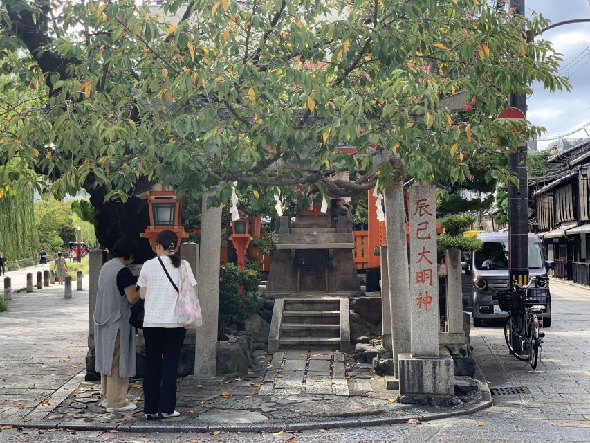 Kyoto: Meet the Geisha Maiko with Gion Walking Tour - Who This Tour Fits Best (and Who Should Skip It)
