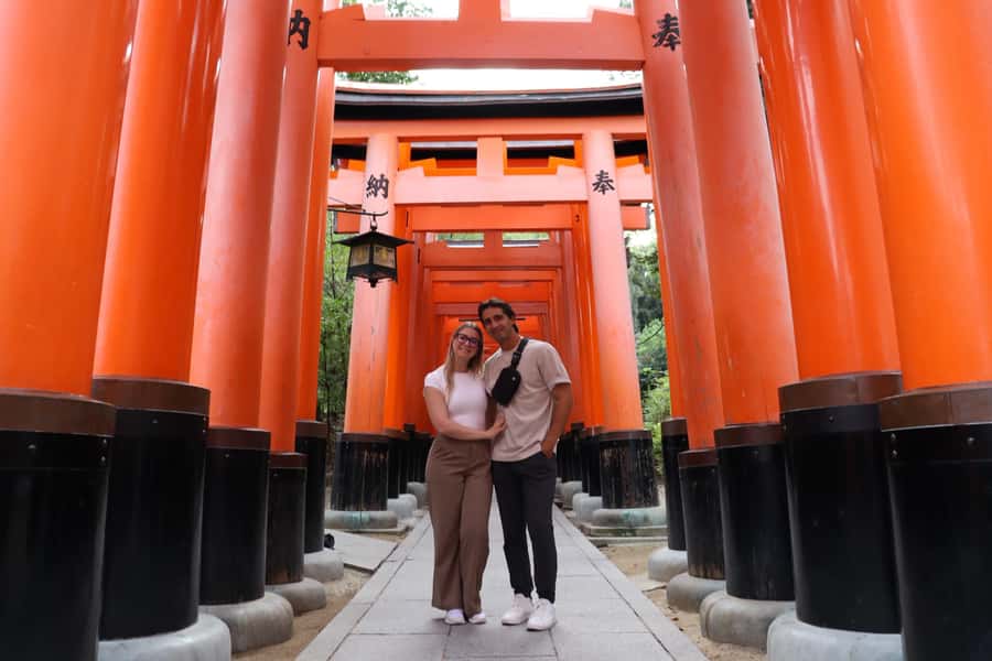 Kyoto Morning Highlights Tour: Fushimi, Kiyomizu-dera & Gion - Fushimi Inari’s torii tunnel, early enough to actually enjoy it