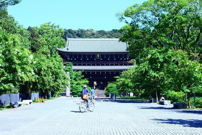 Kyoto&Nara Private Highlights Tour with English driver Pickup - Kiyomizu-dera: the big-stage temple with city views