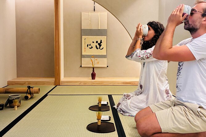 Kyoto: Newly Opened Tea Ceremony - Sanjo Chasuian - Nijiriguchi and tea-room rules: why the vibe stays calm