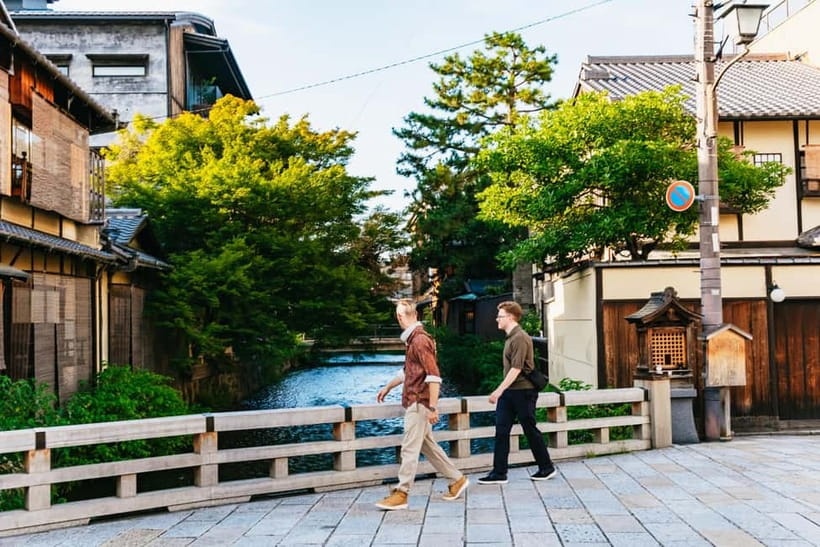Kyoto Night All-Inclusive Eats and Streets, Gion and Beyond - Two restaurants, one meal plan: how the tapas-style grazing works